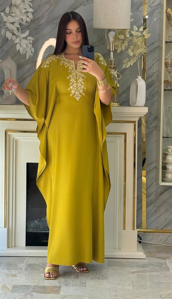 Caftan Sofia – La pièce phare de votre garde-robe élégante