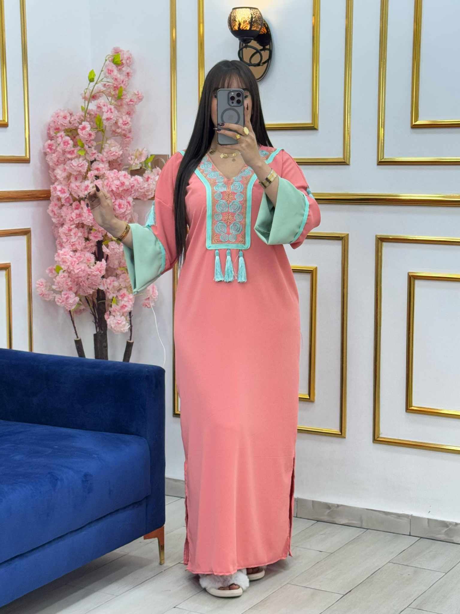 🌸 Traditional Tunisian Dress – Oriental Elegance Collection 🌸