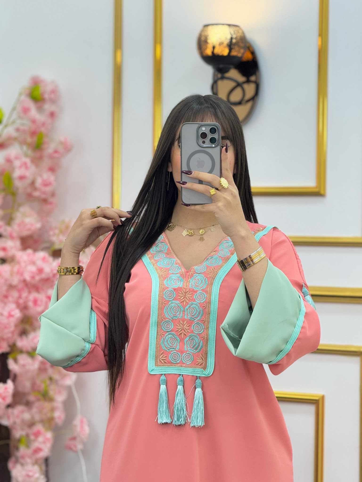 🌸 Traditional Tunisian Dress – Oriental Elegance Collection 🌸