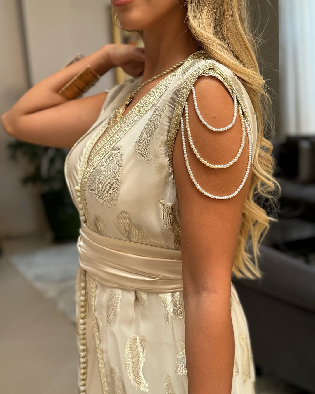 🌟 Caftan Luxe Doré – Élégance Orientale