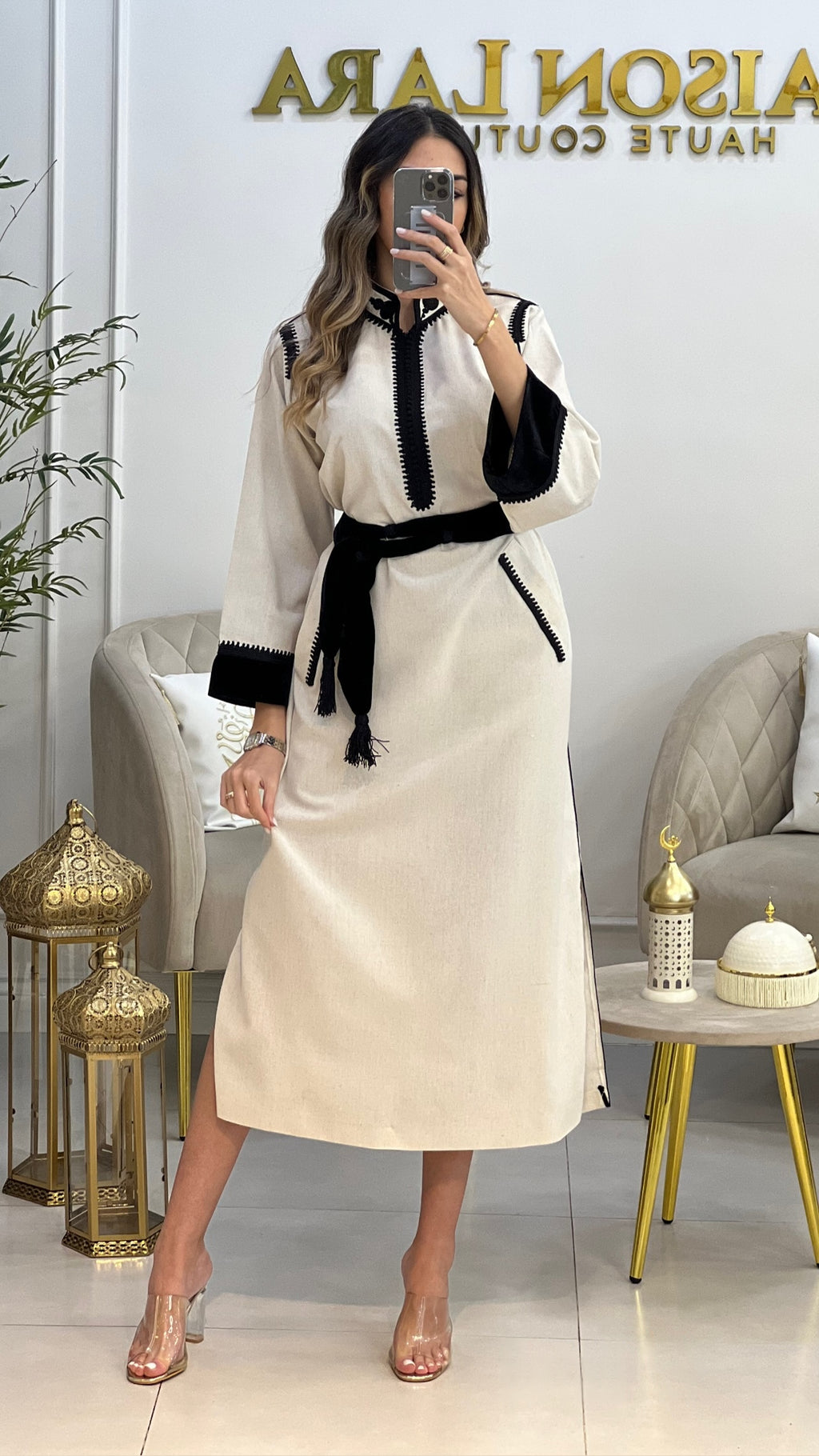 ✨ Caftan en Lin Élégant – Intemporalité &amp; Raffinement