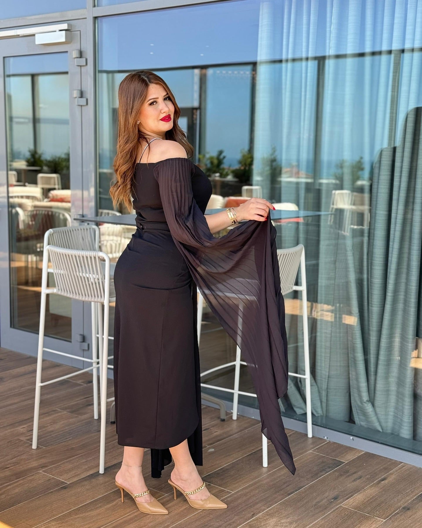 🖤 Royal Elegance Dress – Black Edition