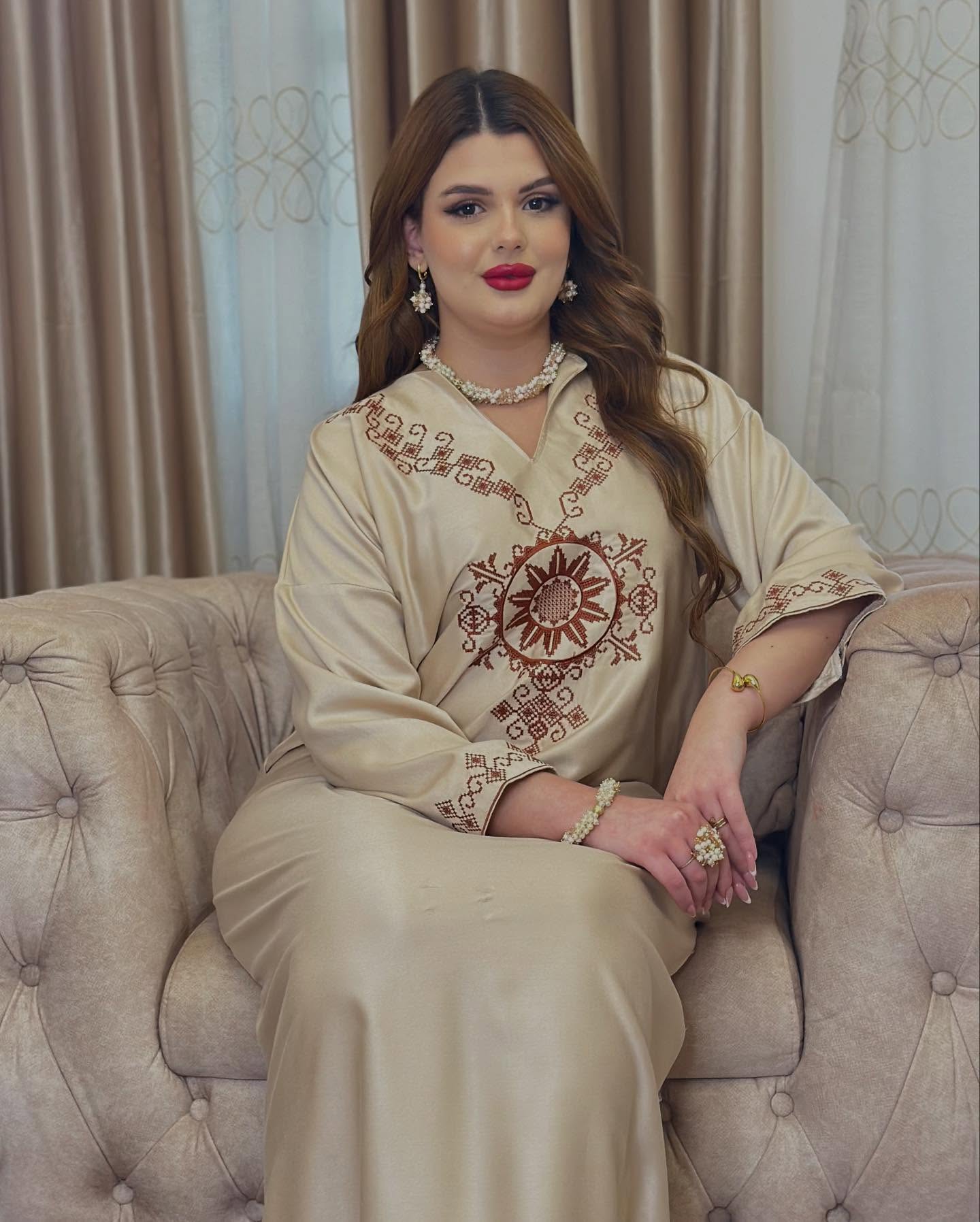 ✨ Caftan Élégance Dorée ✨