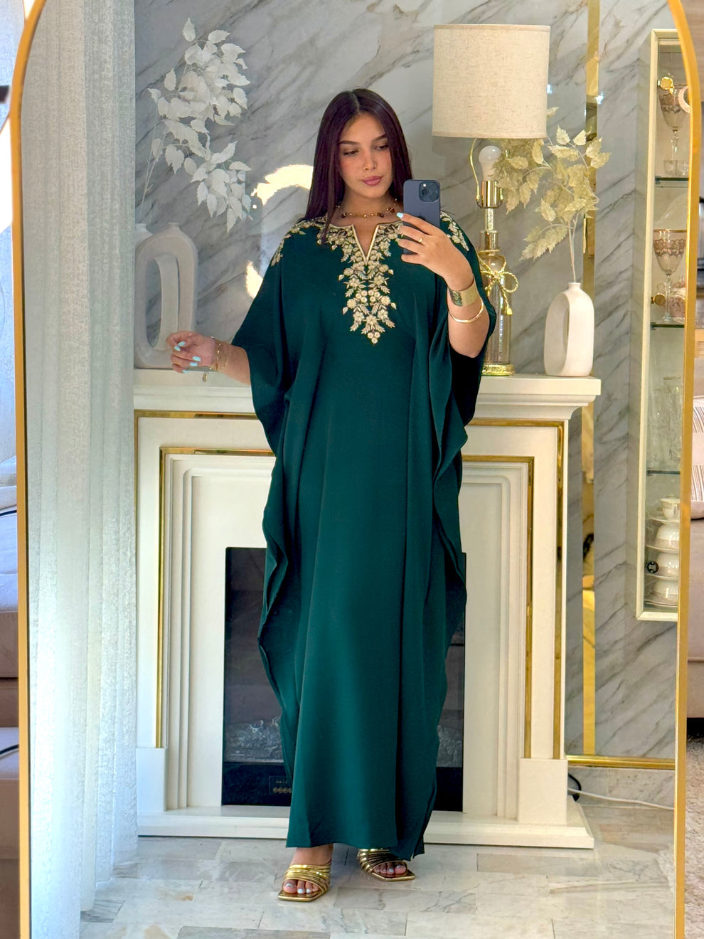 Caftan Sofia – La pièce phare de votre garde-robe élégante