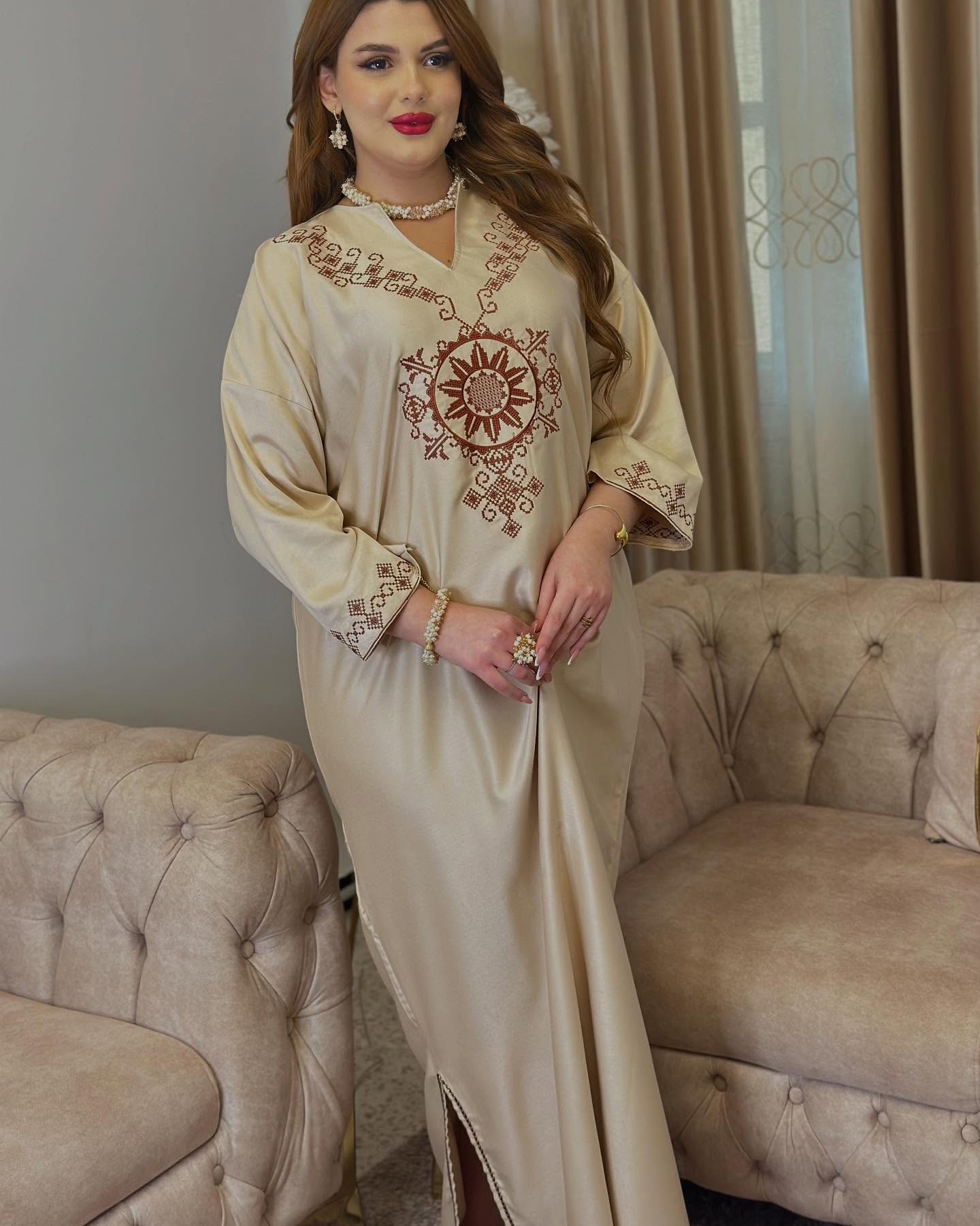 ✨ Caftan Élégance Dorée ✨