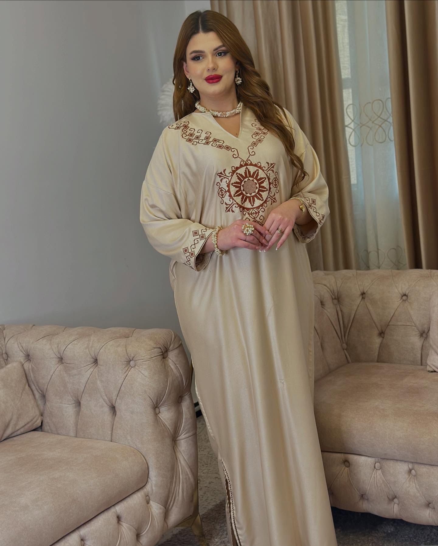 ✨ Caftan Élégance Dorée ✨