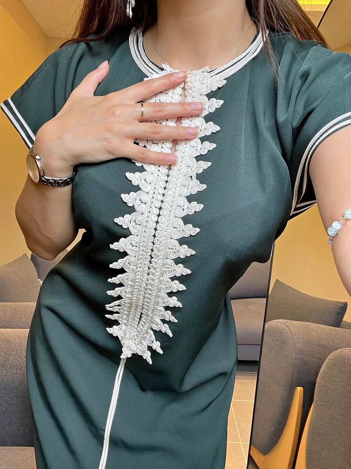 ✨ L'Essence du Charme Oriental – Caftan Princesse El Kahina Vert  Brodé