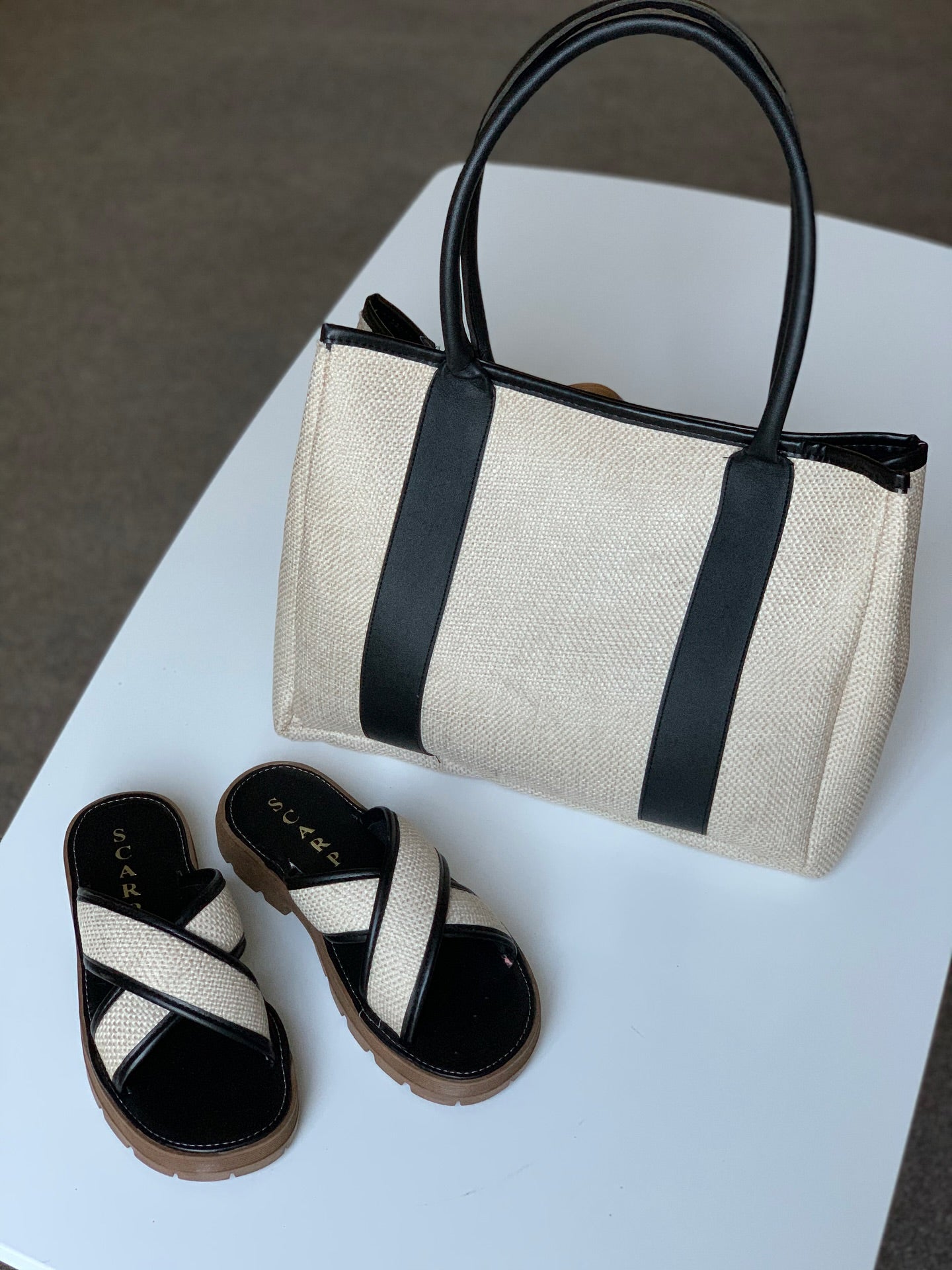 Collection été – Sacs & Sandales assortis