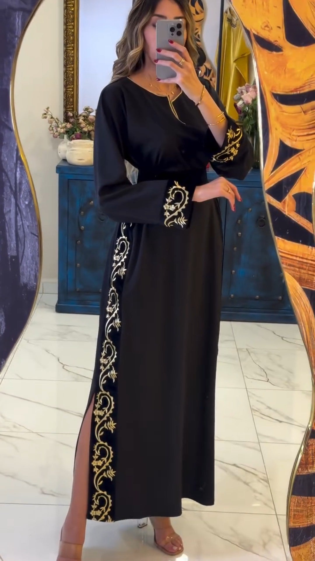 🌹 Caftan Noir Élégance Intemporelle – Raffinement &amp; Modernité 🌹