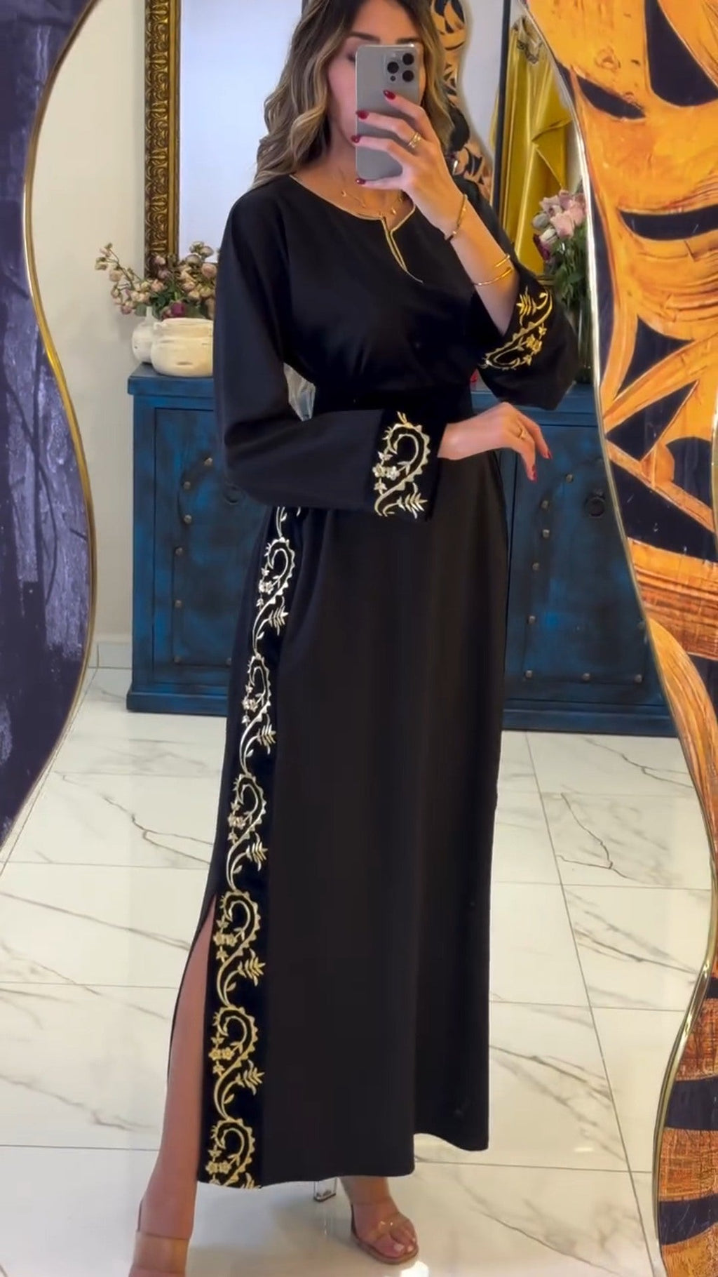 🌹 Caftan Noir Élégance Intemporelle – Raffinement & Modernité 🌹