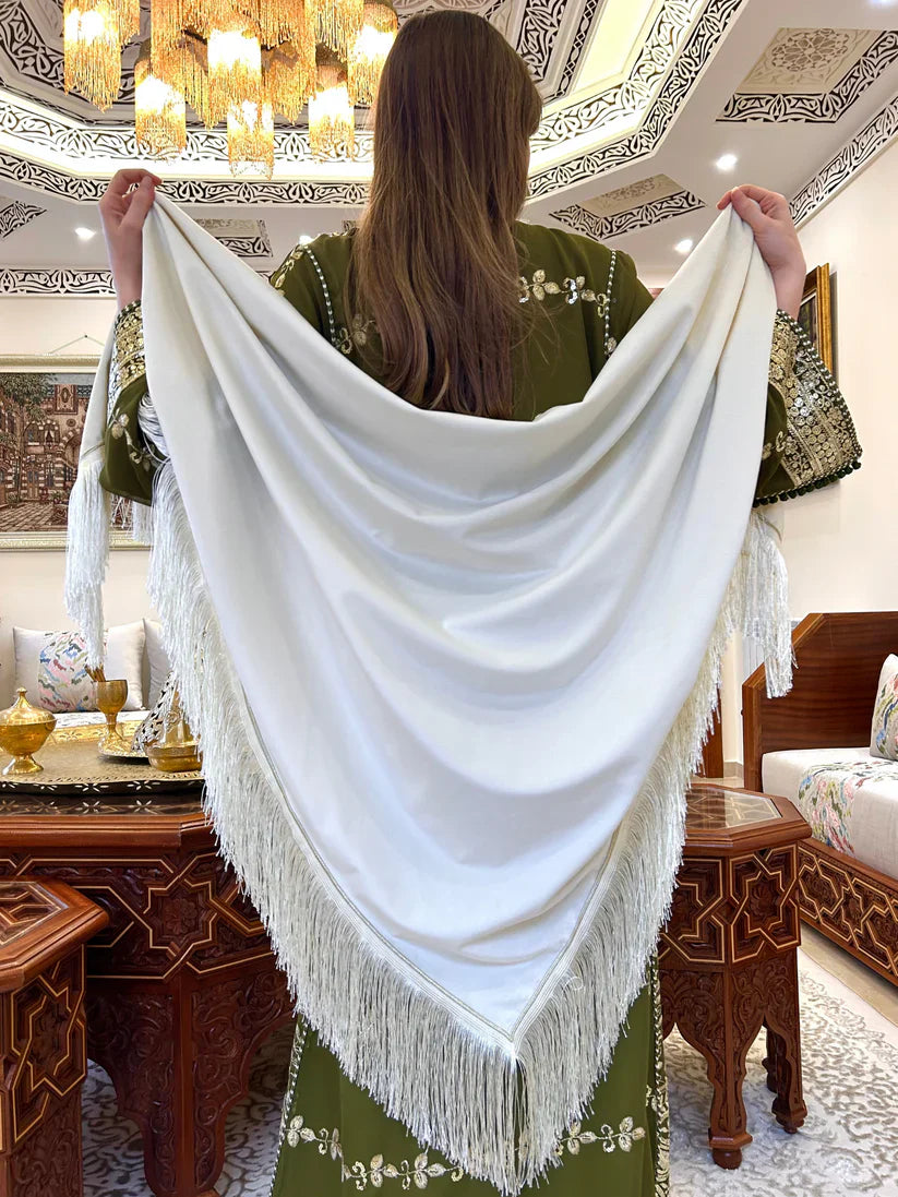 ✨ Châle Simple Blanc Cassé – Élégance Pure ✨
