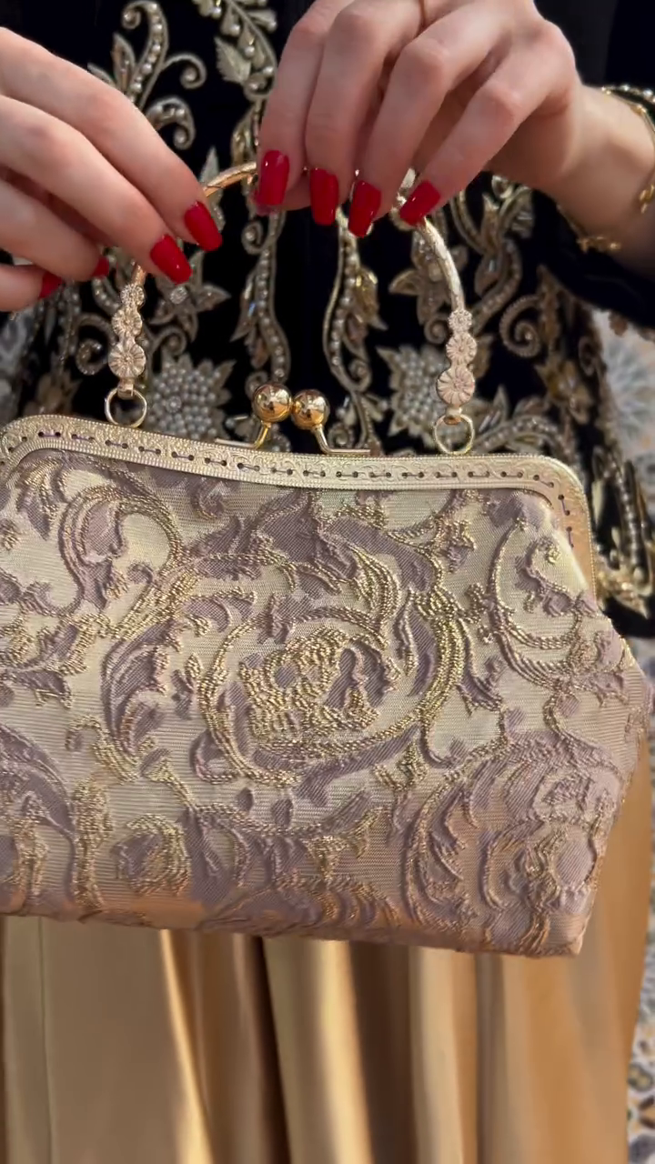 ✨ Sac en Brocard Sable Rosé Étincelant – Élégance Lumineuse ✨