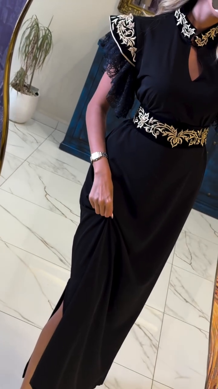 Caftan Noir Prestige – Dentelle, Velours & Broderies Dorées