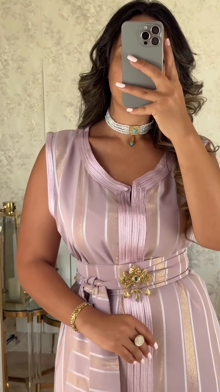 Caftan Nedjma – L’éclat subtil d’une étoile