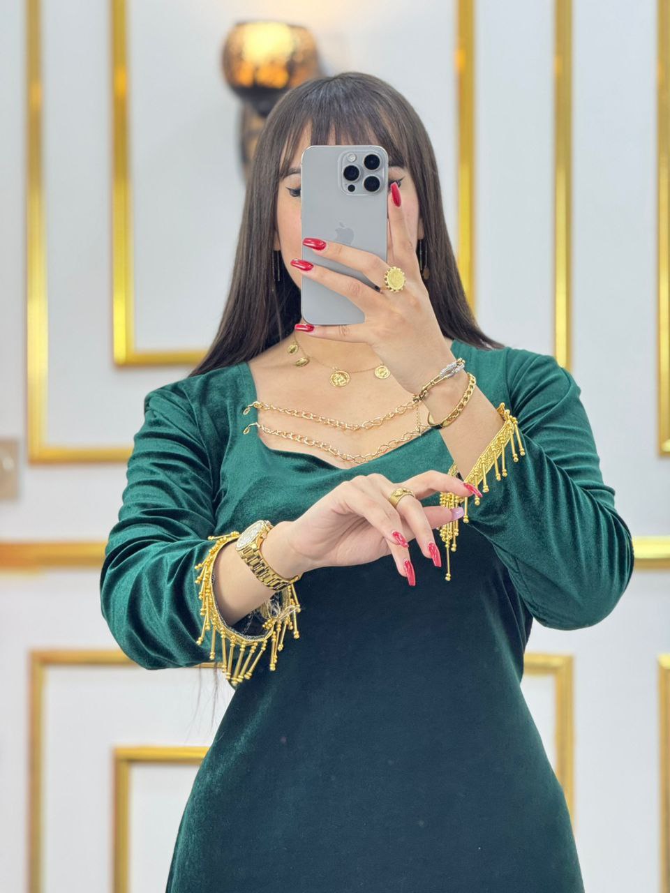 🌹 Robe Élégance Velours – L’art du raffinement