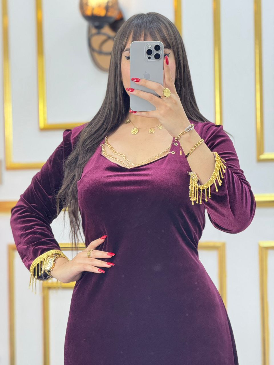 🌹 Robe Élégance Velours – L’art du raffinement