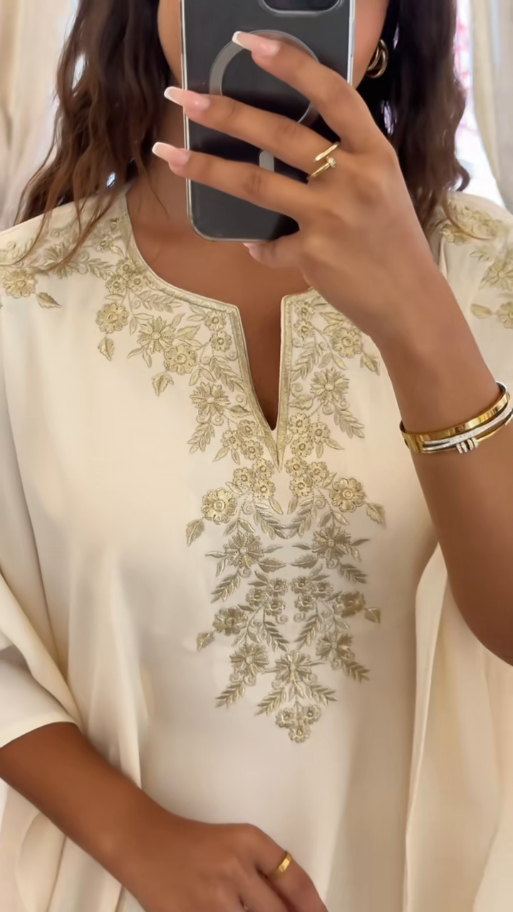 Caftan Sofia – La pièce phare de votre garde-robe élégante