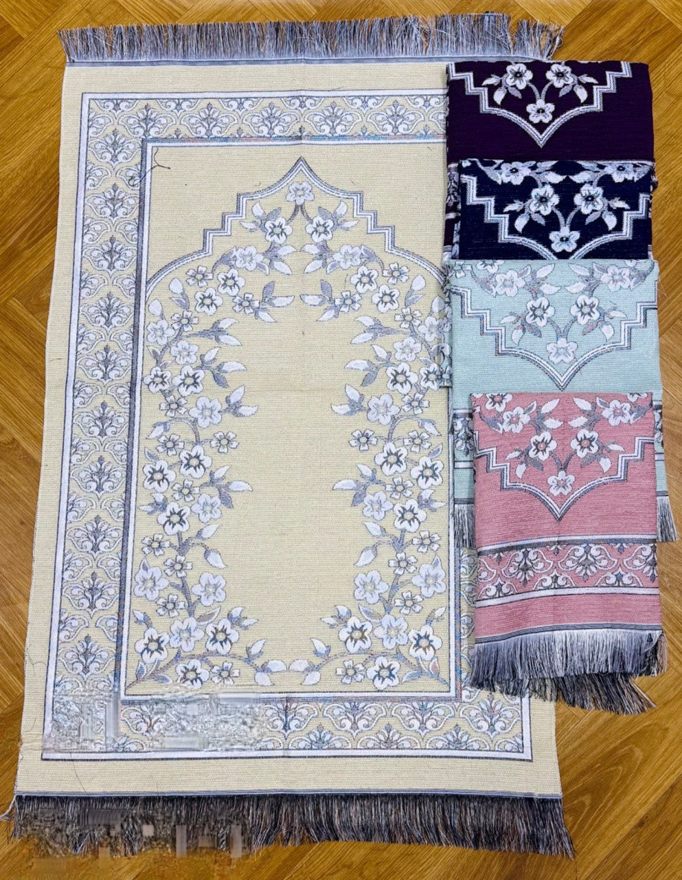 Collection de Tapis de Prière Doux | Plusieurs Couleurs Disponibles